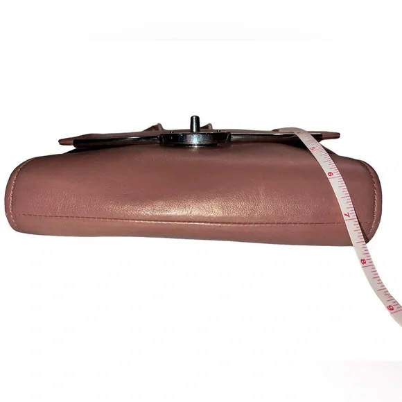 Coach - bronze shimmer leather crossbody bag - like new- pink interior - Picture 8 of 9